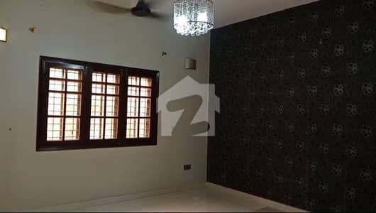 tile flooring well maintained House For Sale In Karachi