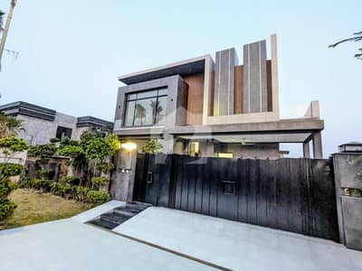 BRAND NEW ONE KANAL LUXURY MODERN DESIGN HOUSE In DHA Phase 07 Original Picture