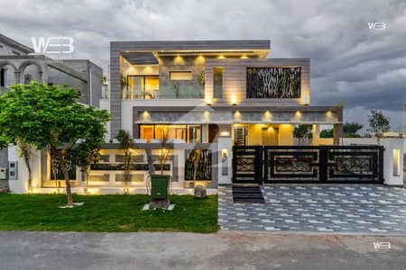1 Kanal Modern House Facing Park Side in DHA Phase 7 For Sale