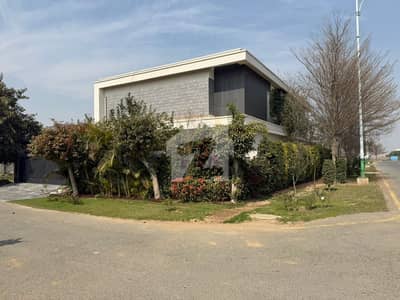 ڈی ایچ اے فیز 7 - بلاک ڈبلیو فیز 7,ڈیفنس (ڈی ایچ اے),لاہور میں 5 کمروں کا 1 کنال مکان 8.25 کروڑ میں برائے فروخت۔ ڈی ایچ اے فیز 7 - بلاک ڈبلیو فیز 7,ڈیفنس (ڈی ایچ اے),لاہور میں 5 کمروں کا 1 کنال مکان 8.25 کروڑ میں برائے فروخت۔