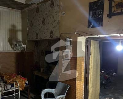شادباغ لاہور میں 6 کمروں کا 7 مرلہ مکان 4.1 کروڑ میں برائے فروخت۔