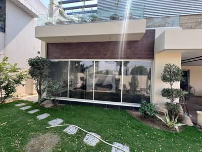 ڈی ایچ اے فیز 6 ڈیفنس (ڈی ایچ اے),لاہور میں 5 کمروں کا 1 کنال مکان 8.75 کروڑ میں برائے فروخت۔ ڈی ایچ اے فیز 6 ڈیفنس (ڈی ایچ اے),لاہور میں 5 کمروں کا 1 کنال مکان 8.75 کروڑ میں برائے فروخت۔