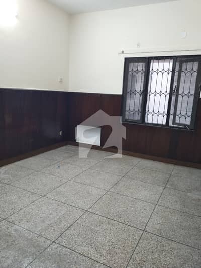 10 -Marla Upper Portion Available For Rent