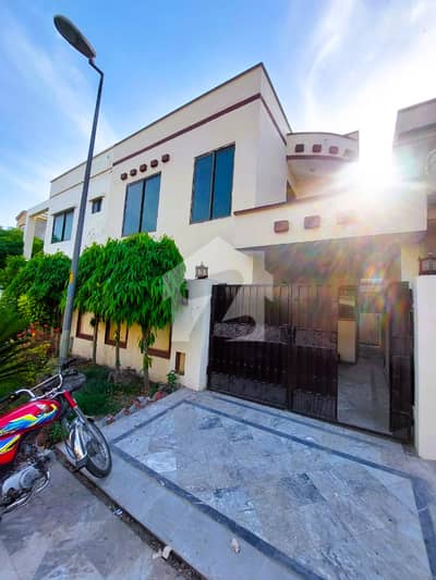 10 Marla Upper Portion For Rent In Sector B And C,D Bahria Town Lahore 10 Marla Upper Portion For Rent In Sector B And C,D Bahria Town Lahore
