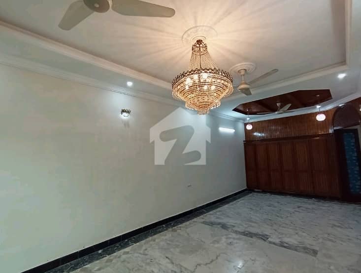 Prime Location 1 Kanal House Available For Sale In I-8 Prime Location 1 Kanal House Available For Sale In I-8