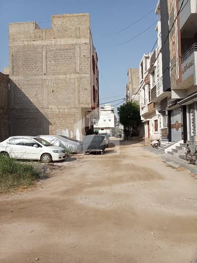 PLOT FOR SALE AVAILABLE NEAREST MAIN GATE