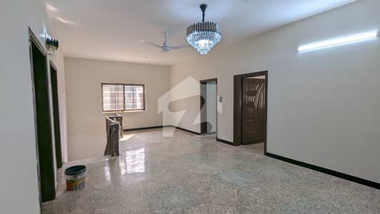 FOR RENT 500 Sqyrd Fully Renovated 6-Beds Double Storey F_10/1