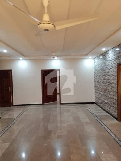 PHA Officer Residencia Prime Location Upper Portion Available For Rent