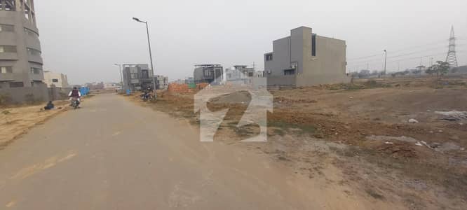 ڈی ایچ اے فیز9 پریزم - بلاک آر ڈی ایچ اے فیز9 پریزم,ڈی ایچ اے ڈیفینس,لاہور میں 5 مرلہ رہائشی پلاٹ 95.0 لاکھ میں برائے فروخت۔