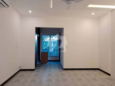 G-6 5 Beds Old Twins House For Sale