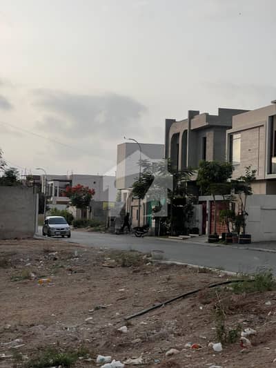 500 Yards Corner Plot For Sale In Zone B