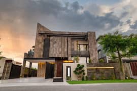 1 Kanal 100% Original Pick Luxury House For Rent Near Park Hot Location