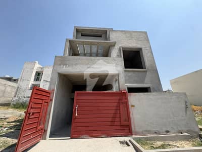 Solid Gray Structure House For Sale In Block G 5 Marla Solid Gray Structure House For Sale In Block G 5 Marla
