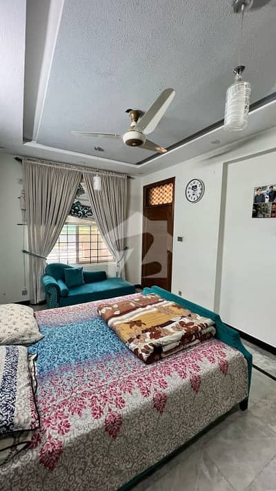 سوان گارڈن اسلام آباد میں 4 کمروں کا 7 مرلہ مکان 2.65 کروڑ میں برائے فروخت۔ سوان گارڈن اسلام آباد میں 4 کمروں کا 7 مرلہ مکان 2.65 کروڑ میں برائے فروخت۔