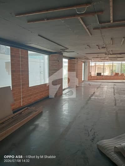 1275 Square Feet Shop For Rent