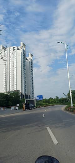ONE CONSTITUTION AVENUE TOWER 2 BED AND STUDY ROOM FOR RENT