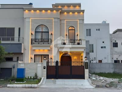 5 Marla Luxury House Available For Sale In Block DD Facing 1 Kanal Plot 5 Marla Luxury House Available For Sale In Block DD Facing 1 Kanal Plot