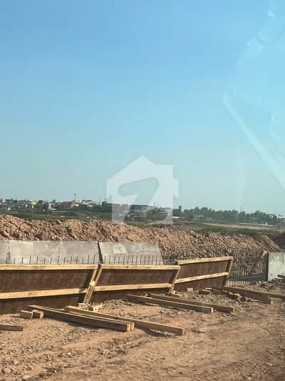 مارگلہ آرچرڈ اسلام آباد میں 1 کنال رہائشی پلاٹ 4.25 کروڑ میں برائے فروخت۔