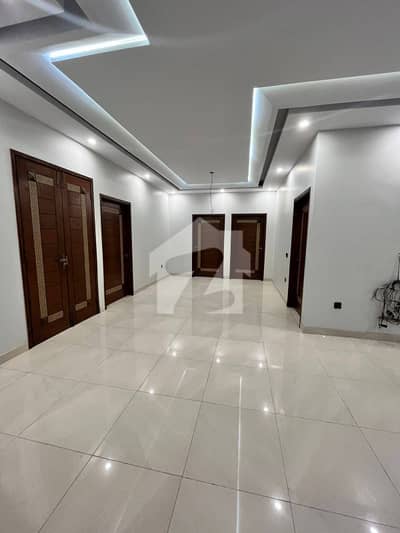 Prime Location lower Portion Sized 400 Square Yards Available In Federal B Area