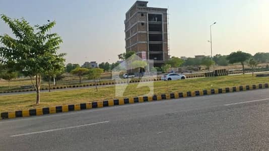 1000 SQ. YARDS RESIDENTIAL PLOT FOR SALE DHA PHASE VIII,