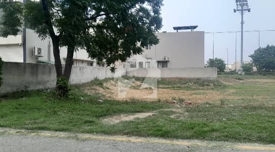 1 Kanal Plot Opposite Dolman Mall Prime Location