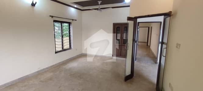 10 Marla House For Rent