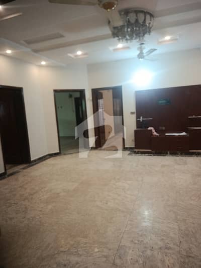 10 Marla Used House Available For Sale In Sector C Bahria Town Lahore 10 Marla Used House Available For Sale In Sector C Bahria Town Lahore