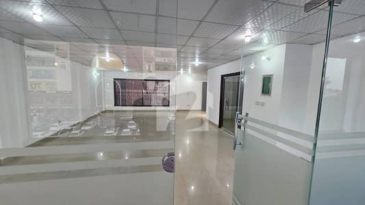 Office With Cabins Available For Businesses | Too Hot Location Office With Cabins Available For Businesses | Too Hot Location
