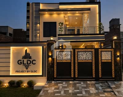 8 Marla Brand New House For Sale