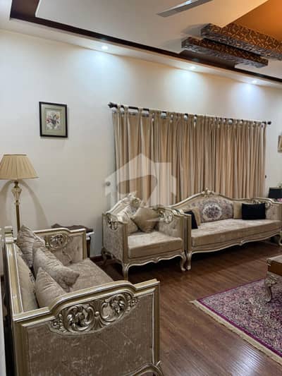 ڈی ایچ اے فیز 2 ڈیفنس (ڈی ایچ اے),لاہور میں 5 کمروں کا 1 کنال مکان 2.5 لاکھ میں کرایہ پر دستیاب ہے۔ ڈی ایچ اے فیز 2 ڈیفنس (ڈی ایچ اے),لاہور میں 5 کمروں کا 1 کنال مکان 2.5 لاکھ میں کرایہ پر دستیاب ہے۔