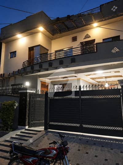 10 Marla Beautiful Double Story House Urgent For Sale Prime location in Sabzazar