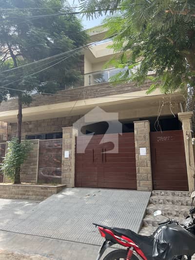 گلستانِِ جوہر ۔ بلاک 15 گلستانِ جوہر,کراچی میں 8 کمروں کا 12 مرلہ مکان 8.0 کروڑ میں برائے فروخت۔