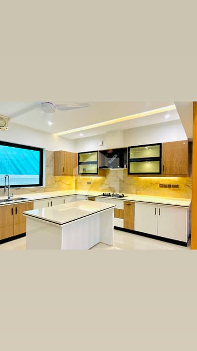 DESIGNER HOUSE AVAILABLE FOR RENT IN DHA PHASE 2