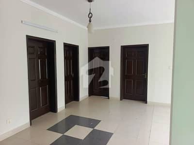 4 Beds 12 Marla Ideal Location House For Rent In Askari 11 Lahore. 4 Beds 12 Marla Ideal Location House For Rent In Askari 11 Lahore.