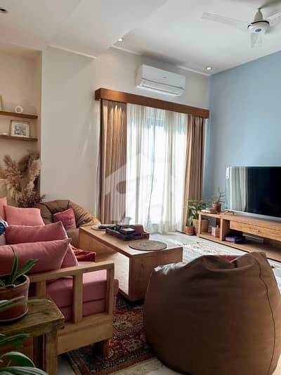 Daily, Weekly And Monthly Based Apartments