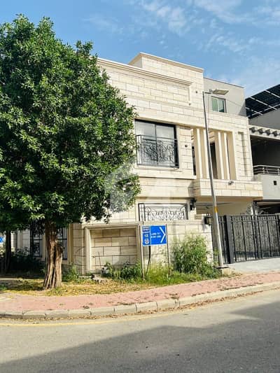 بحریہ آرچرڈ فیز 1 ۔ ایسٹزن بحریہ آرچرڈ فیز 1,بحریہ آرچرڈ,لاہور میں 3 کمروں کا 5 مرلہ مکان 2.25 کروڑ میں برائے فروخت۔ بحریہ آرچرڈ فیز 1 ۔ ایسٹزن بحریہ آرچرڈ فیز 1,بحریہ آرچرڈ,لاہور میں 3 کمروں کا 5 مرلہ مکان 2.25 کروڑ میں برائے فروخت۔