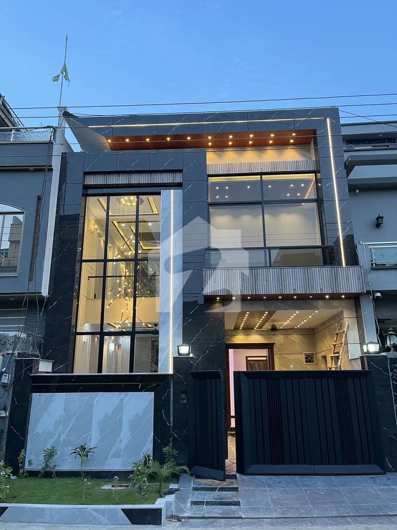 5 Marla Ultra Modern House For Sale 5 Marla Ultra Modern House For Sale
