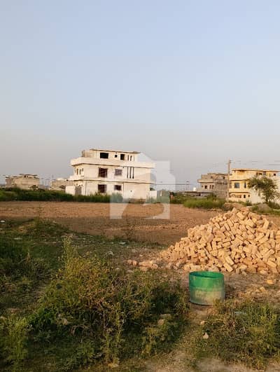 Corner ParkFace Plot For Sale Sector I-16/4