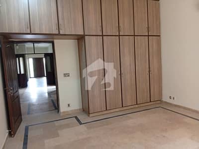 1 Kanal House Portion For Rent