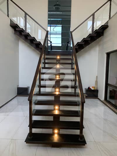 1 Kanal Owner Built House, Original Pics, READ AD. 1 Kanal Owner Built House, Original Pics, READ AD.