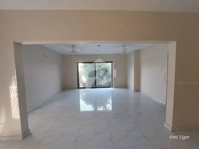 Like Brand New House Proper Two Units House For Rent