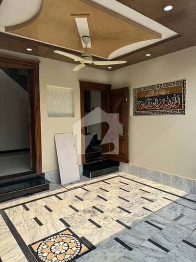 بحریہ آرچرڈ فیز 2 بحریہ آرچرڈ,لاہور میں 5 کمروں کا 6 مرلہ مکان 2.5 کروڑ میں برائے فروخت۔ بحریہ آرچرڈ فیز 2 بحریہ آرچرڈ,لاہور میں 5 کمروں کا 6 مرلہ مکان 2.5 کروڑ میں برائے فروخت۔