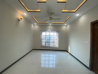35*70 Like New Doubble Story House Available For Rent G-13/2 IDeal Location 35*70 Like New Doubble Story House Available For Rent G-13/2 IDeal Location