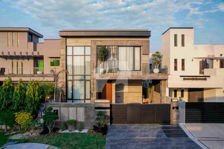 ANW REAL ESTATE PROUDLY OFFERS: 10 MARLA BUNGALOW IS AVAILABLE IN THE BEST BLOCK OF DHA PHASE 1 LAHORE | FULL BASEMENT & FURNISHED