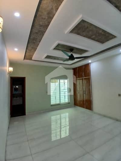 10 Marla Upper Portion For Rent With All Utility Connection'S