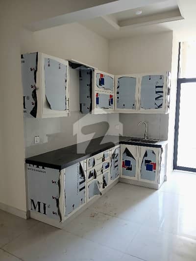المرتضی کمرشل ایریا ڈی ایچ اے فیز 8,ڈی ایچ اے ڈیفینس,کراچی میں 3 کمروں کا 5 مرلہ فلیٹ 1.9 لاکھ میں کرایہ پر دستیاب ہے۔