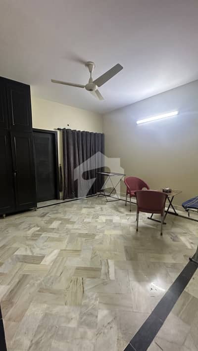 Luxury 3 Bedrooms 2100 Square Feet Apartment For Sale