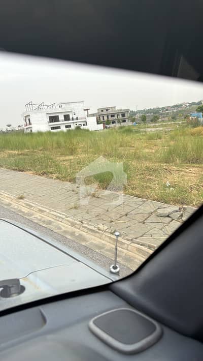 ڈی ایچ اے فیز 5 - سیکٹر ایف ڈی ایچ اے ڈیفینس فیز 5,ڈی ایچ اے ڈیفینس,اسلام آباد میں 1 کنال رہائشی پلاٹ 3.3 کروڑ میں برائے فروخت۔ ڈی ایچ اے فیز 5 - سیکٹر ایف ڈی ایچ اے ڈیفینس فیز 5,ڈی ایچ اے ڈیفینس,اسلام آباد میں 1 کنال رہائشی پلاٹ 3.3 کروڑ میں برائے فروخت۔