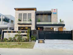 10 MARLA ELEGANT AND FULLY MAINTAINED SUPER HOT LOCATED BUNGALOW IS AVAILABLE IN THE BEST BLOCK OF DHA PHASE 7 LAHORE. 10 MARLA ELEGANT AND FULLY MAINTAINED SUPER HOT LOCATED BUNGALOW IS AVAILABLE IN THE BEST BLOCK OF DHA PHASE 7 LAHORE.