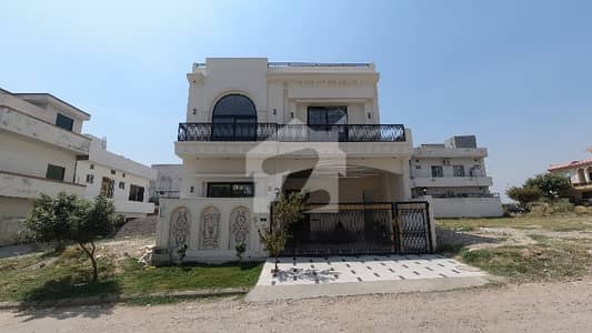 Buy A Centrally Located Prime Location 7 Marla House In Gulberg Residencia - Block L Buy A Centrally Located Prime Location 7 Marla House In Gulberg Residencia - Block L